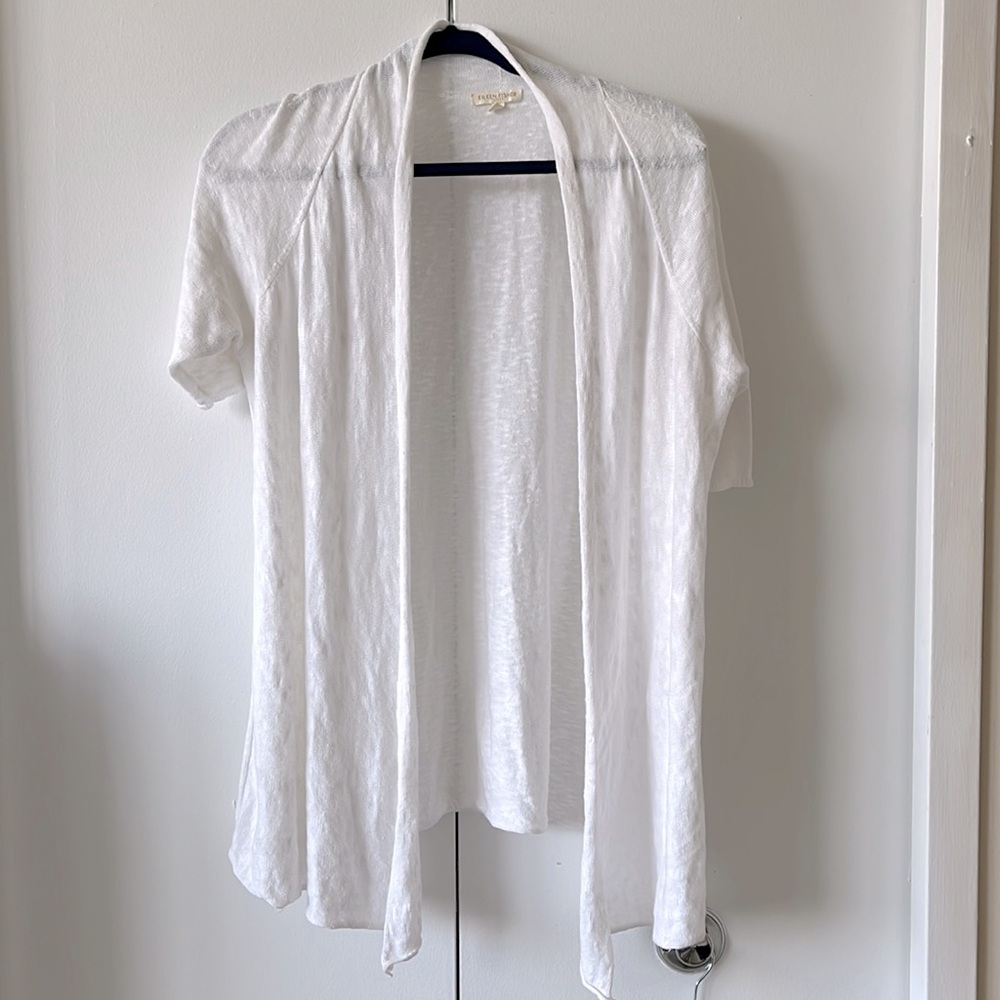 Eileen Fisher White Short Sleeve Linen and Cotton Cardigan. Size PL